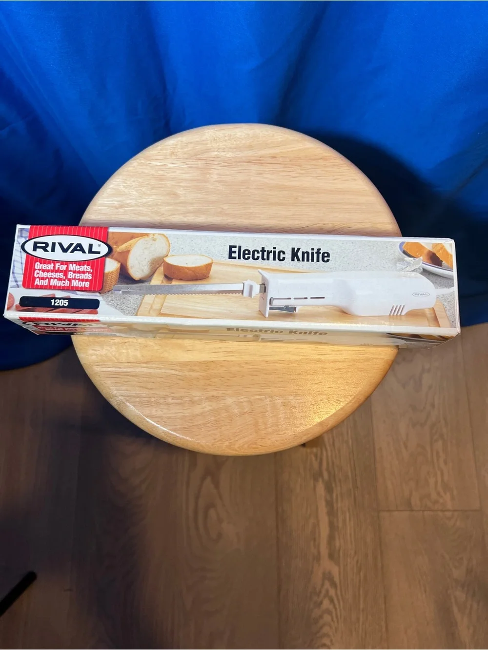Rival Electric Knife - White